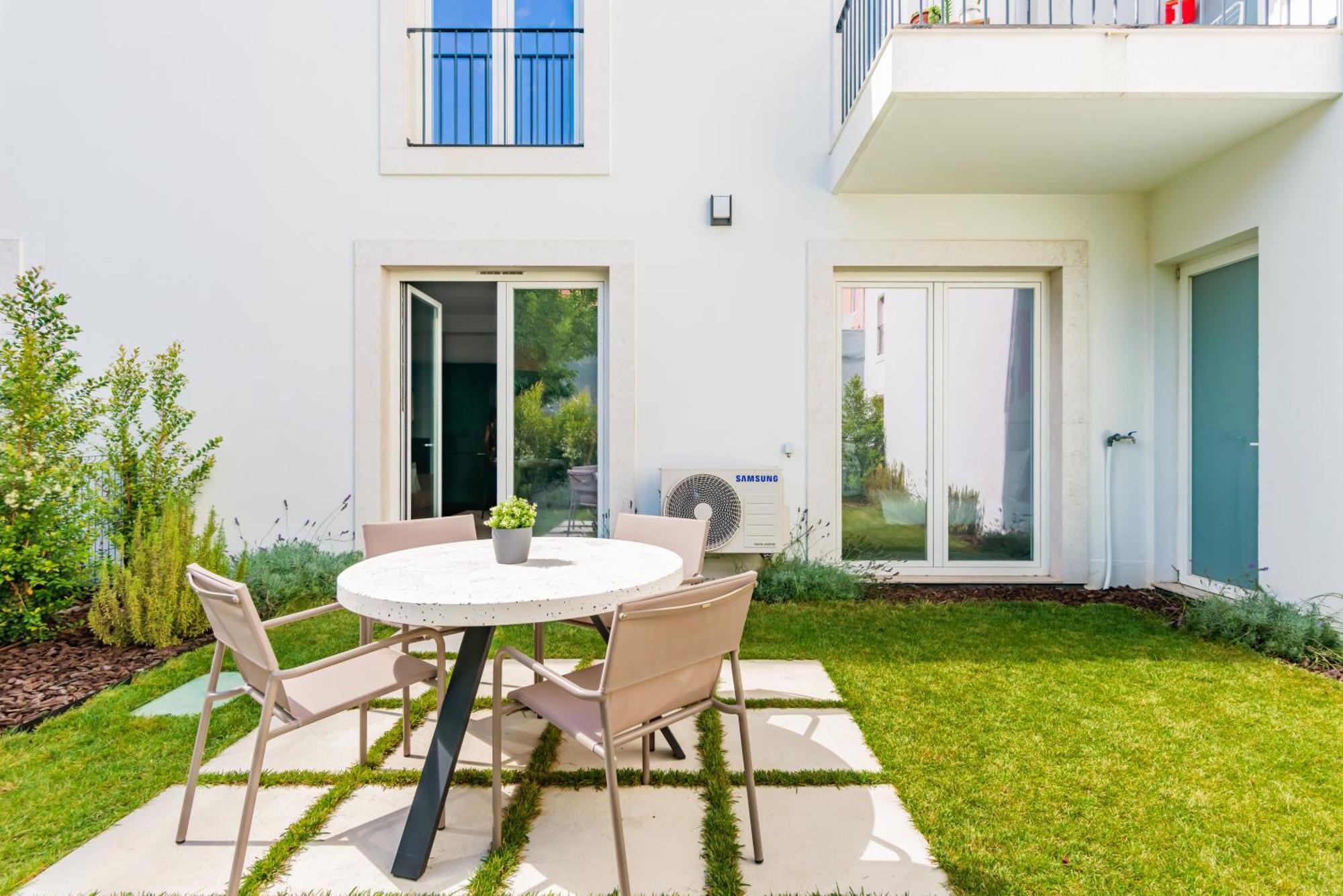 Campo De Ourique Deluxe Mid-term *